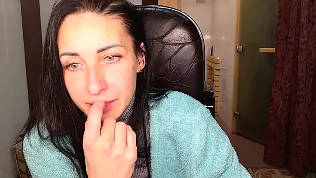 BouncySweety online show from October 24, 2025, 9:25 pm