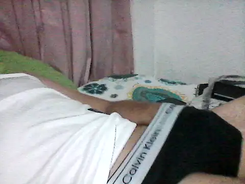 Snapshot of hotmencolxxx chatting on May 24, 2026, 4:01 am hotmencolxxx online show from May 24, 2026, 4:01 am