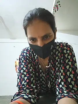 Snapshot of Neha-ji chatting on July 15, 2026, 12:39 am Neha-ji online show from July 15, 2026, 12:39 am