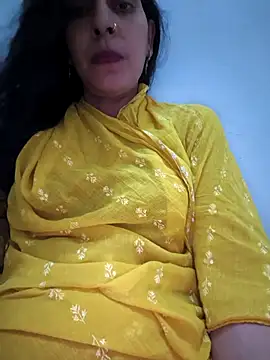 Snapshot of Neha-ji chatting on June 3, 2026, 7:53 am Neha-ji online show from June 3, 2026, 7:53 am