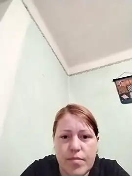 Snapshot of CaramelBagira chatting on May 27, 2026, 7:32 pm CaramelBagira online show from May 27, 2026, 7:32 pm