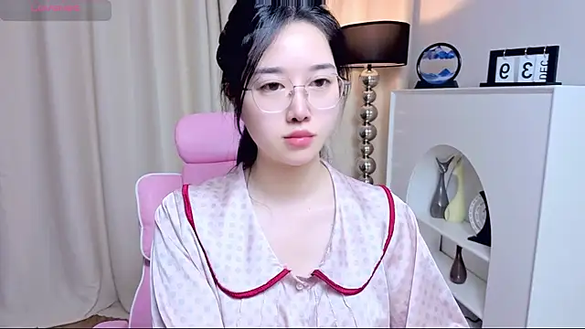 Snapshot of miuu6868 chatting on June 5, 2026, 2:05 am miuu6868 online show from June 5, 2026, 2:05 am