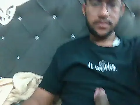 Snapshot of linatu7890 chatting on August 2, 2026, 4:22 am linatu7890 online show from August 2, 2026, 4:22 am