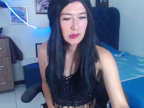 Honeyy Sweett online show from May 26, 2026, 4:10 am