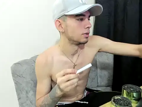 Snapshot of Tokioxx chatting on July 7, 2026, 5:38 pm Tokioxx online show from July 7, 2026, 5:38 pm
