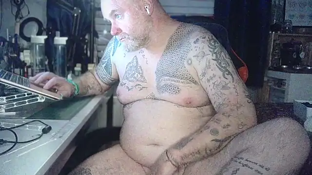 Tattooed Dilf 01 online show from August 2, 2026, 9:56 pm
