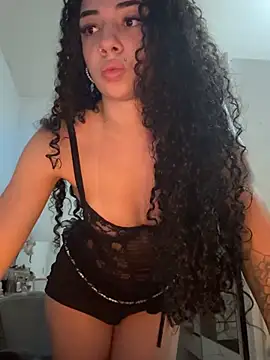 Snapshot of Sereia_camgirl chatting on June 14, 2026, 11:50 pm Sereia camgirl online show from June 14, 2026, 11:50 pm