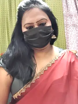 Snapshot of Meera_mia chatting on July 4, 2026, 8:53 am Meera mia online show from July 4, 2026, 8:53 am