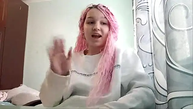 Snapshot of dozyflop chatting on May 27, 2026, 9:00 pm dozyflop online show from May 27, 2026, 9:00 pm
