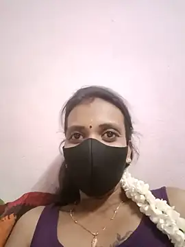 Snapshot of Tamil-suruthi chatting on May 31, 2026, 4:57 pm Tamil-suruthi online show from May 31, 2026, 4:57 pm