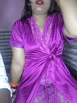 Snapshot of Curvy_Anushka chatting on June 16, 2026, 8:14 am Curvy Anushka online show from June 16, 2026, 8:14 am