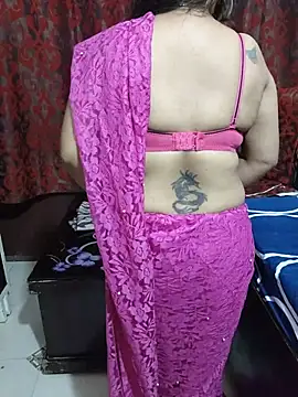 Snapshot of Curvy_Anushka chatting on July 24, 2026, 7:10 pm Curvy Anushka online show from July 24, 2026, 7:10 pm