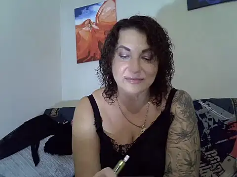 Snapshot of Margot8888 chatting on July 8, 2026, 9:21 am Margot8888 online show from July 8, 2026, 9:21 am