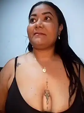 Snapshot of DEISY_8670 chatting on July 3, 2026, 10:44 am DEISY 8670 online show from July 3, 2026, 10:44 am