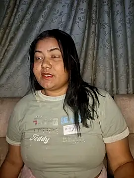 Snapshot of DEISY_8670 chatting on June 14, 2026, 10:49 am DEISY 8670 online show from June 14, 2026, 10:49 am