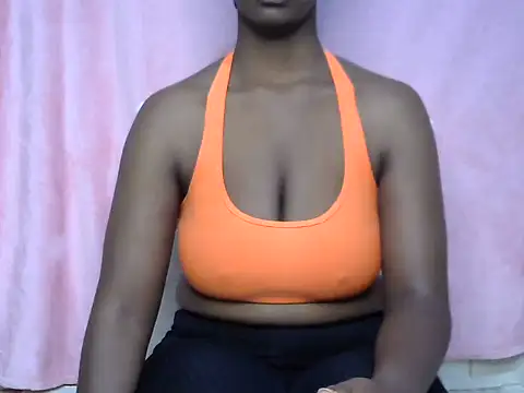 Snapshot of Sexxyheidey chatting on July 1, 2026, 1:17 am Sexxyheidey online show from July 1, 2026, 1:17 am