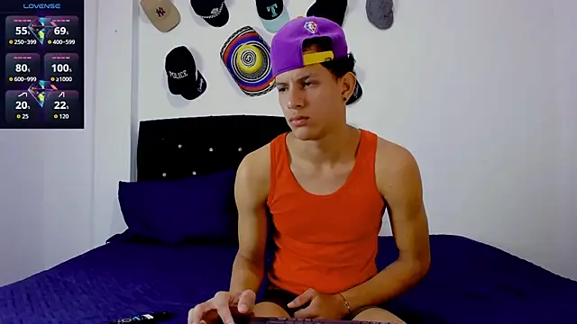 theo bigcock  online show from July 8, 2026, 6:52 pm