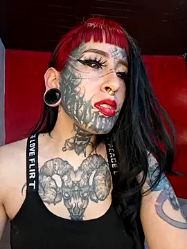 Snapshot of Venom-Luna chatting on July 8, 2026, 5:46 pm Venom-Luna online show from July 8, 2026, 5:46 pm