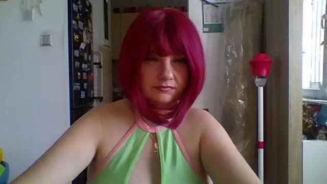 Snapshot of MeganFlirt chatting on July 22, 2026, 9:22 am MeganFlirt online show from July 22, 2026, 9:22 am