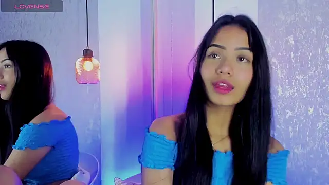 Snapshot of Gaby_Moonn chatting on June 25, 2026, 4:32 am Gaby Moonn online show from June 25, 2026, 4:32 am