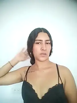 ScarletLovee  online show from June 19, 2026, 9:20 pm