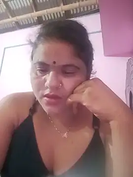 Maya Vabi online show from May 30, 2026, 8:47 pm