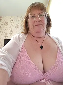 Snapshot of Sweet19-68 chatting on June 11, 2026, 4:20 am Sweet19-68 online show from June 11, 2026, 4:20 am