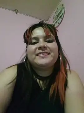 Snapshot of curvy_latina chatting on July 19, 2026, 11:01 pm curvy latina online show from July 19, 2026, 11:01 pm