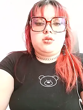 Snapshot of curvy_latina chatting on June 26, 2026, 7:52 pm curvy latina online show from June 26, 2026, 7:52 pm