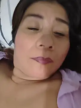 Snapshot of fire_mommy chatting on June 11, 2026, 2:53 am fire mommy online show from June 11, 2026, 2:53 am