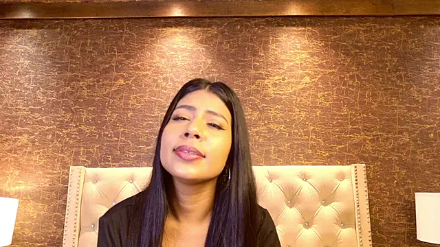 Snapshot of jessy_fortune chatting on July 4, 2026, 4:11 pm jessy fortune online show from July 4, 2026, 4:11 pm