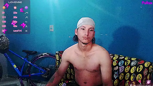 Snapshot of MrKingsaintx chatting on June 15, 2026, 9:09 am MrKingsaintx online show from June 15, 2026, 9:09 am