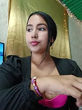 shantall cute online show from June 14, 2026, 8:48 am