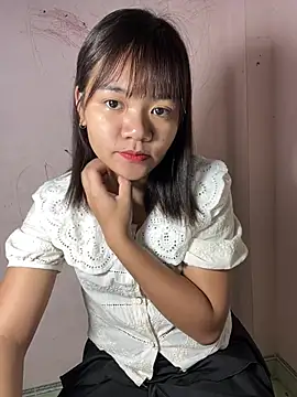 Snapshot of Ari_baby9 chatting on July 5, 2026, 10:38 pm Ari baby9 online show from July 5, 2026, 10:38 pm