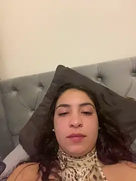 naomiiii55 online show from June 15, 2026, 12:01 am