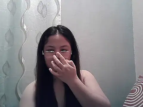 Snapshot of ThePrettySecret chatting on June 27, 2026, 4:13 pm ThePrettySecret online show from June 27, 2026, 4:13 pm