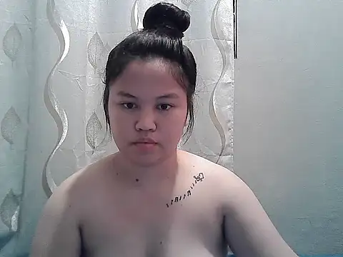 Snapshot of ThePrettySecret chatting on June 7, 2026, 10:20 am ThePrettySecret online show from June 7, 2026, 10:20 am