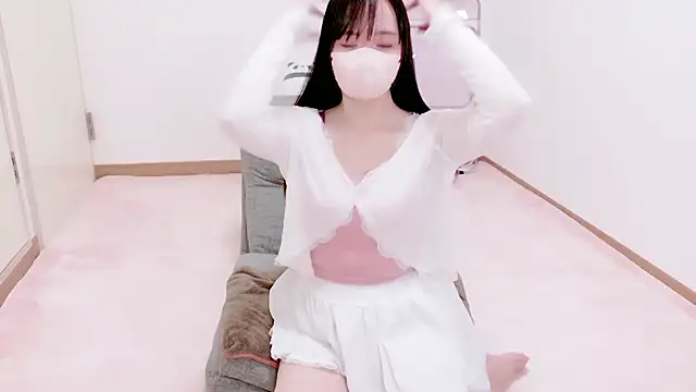 Snapshot of Hikari__o00 chatting on July 14, 2026, 1:05 am Hikari o00 online show from July 14, 2026, 1:05 am