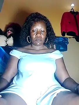 Snapshot of SexyHaven5 chatting on June 27, 2026, 6:19 am SexyHaven5 online show from June 27, 2026, 6:19 am