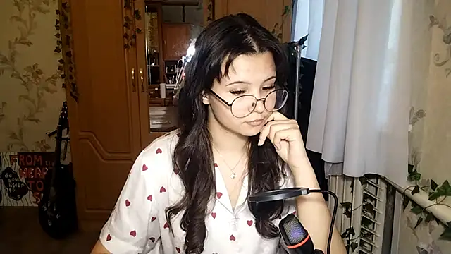 Adilily online show from May 30, 2026, 3:06 pm