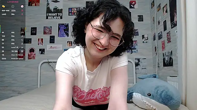 Snapshot of JackieApplePie chatting on June 18, 2026, 6:34 am JackieApplePie online show from June 18, 2026, 6:34 am