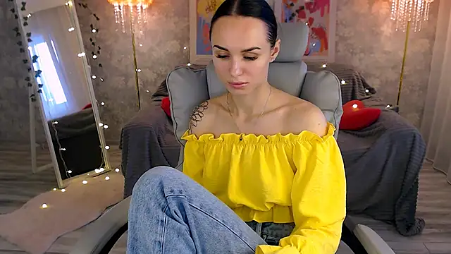 Snapshot of NicoleMerz chatting on June 24, 2026, 4:16 pm NicoleMerz online show from June 24, 2026, 4:16 pm