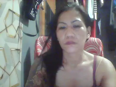 Snapshot of pinayheartaker chatting on June 2, 2026, 3:12 pm pinayheartaker online show from June 2, 2026, 3:12 pm