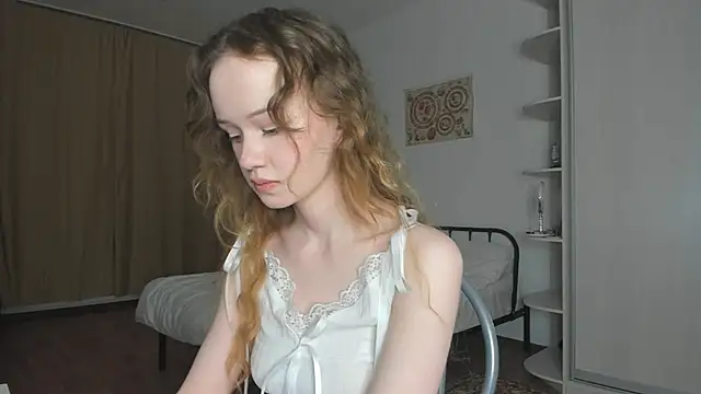 Snapshot of babymolly2 chatting on June 19, 2026, 7:09 pm babymolly2 online show from June 19, 2026, 7:09 pm