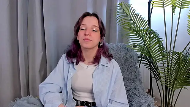 SierraDeliso online show from May 30, 2026, 12:33 pm