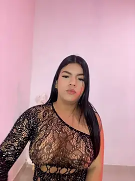 Dulce-Emi online show from May 28, 2026, 1:13 am