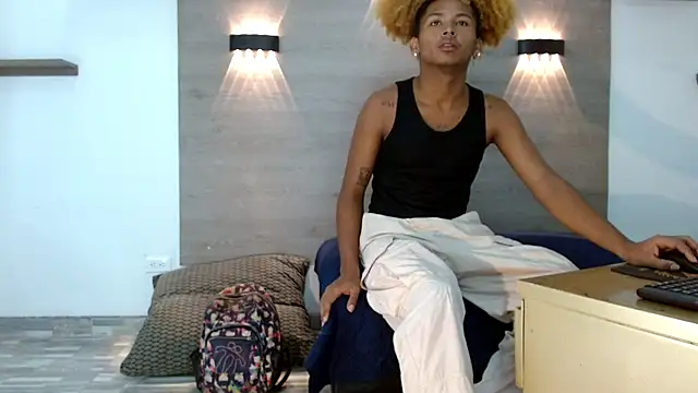 Snapshot of AshleySofiaThenison chatting on July 8, 2026, 12:50 pm AshleySofiaThenison online show from July 8, 2026, 12:50 pm