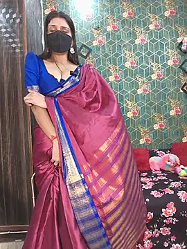 Snapshot of Sensual-bella chatting on July 13, 2026, 4:45 am Sensual-bella online show from July 13, 2026, 4:45 am