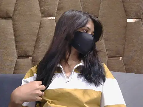 Snapshot of Sanskari-sexy chatting on July 5, 2026, 7:04 am Sanskari-sexy online show from July 5, 2026, 7:04 am