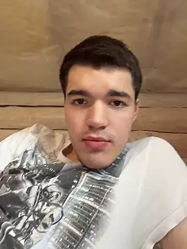 al0ne boy online show from May 30, 2026, 1:06 pm